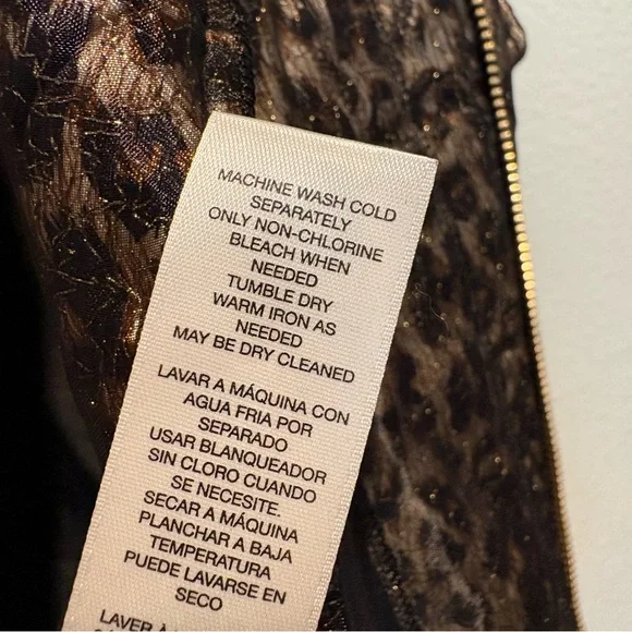 Chico’s Animal Print Puffer Vest Brown Metallic Black Size 1 (US Size M) - Picture 8 of 10